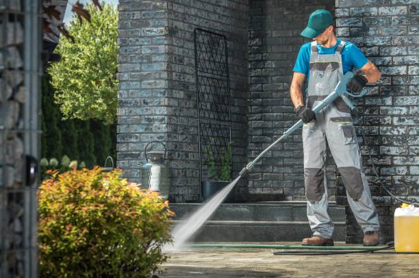 Professional Pressure Washing Services in Tice, FL